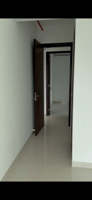 Room in 2 BHK Apartment at Sunteck City Avenue 4, Goregaon West – for Rent