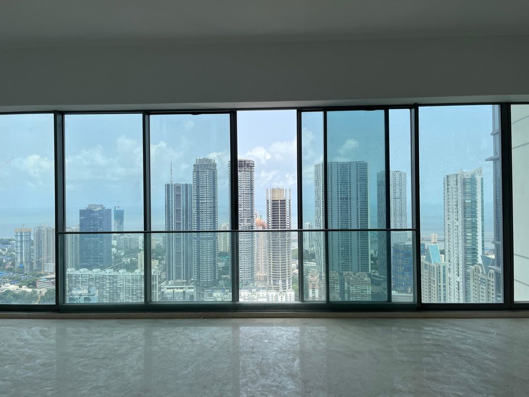 4 BHK + Pooja Room,Servant Room Apartment For Rent in Rustomjee Crown