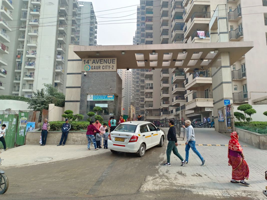 2 BHK Apartment For Sale in Gaur City 2 - 14th Avenue