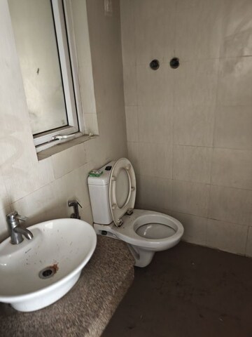 Bathroom in 3 BHK Apartment at Indiabulls Centrum Park, Sector 103 – for Sale