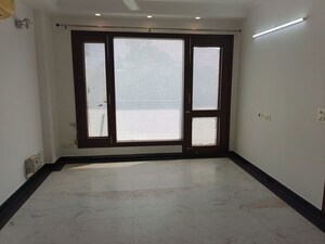Room in 1 BHK Apartment at Greater Kailash I – for Rent