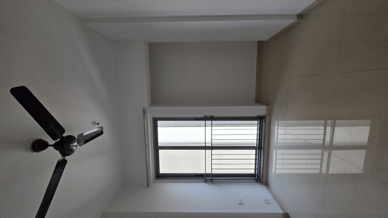 Room, kyraa-park 2 Bedroom 995 Sq.Ft. Apartment In Balkum Pada Thane 9963687