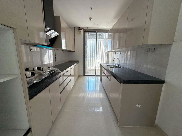 Kitchen, rustomjee-crown 4 Bedroom 2158 Sq.Ft. Apartment In Prabhadevi Mumbai 9963660