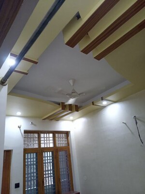 Furnished Amenities in 2 BHK Apartment at Vijay Park – for Rent