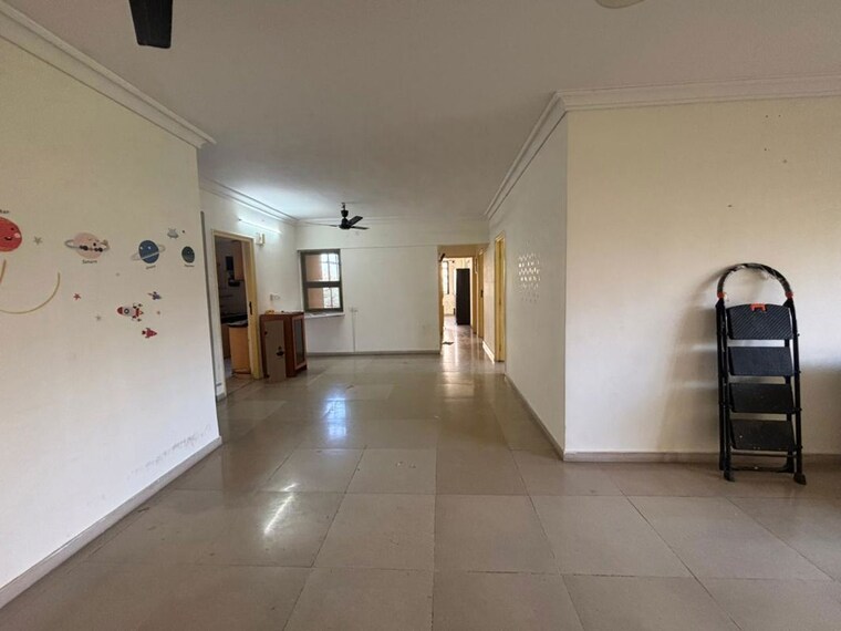 Room, lake-palace 2 Bedroom 900 Sq.Ft. Apartment In Powai Mumbai 9963709