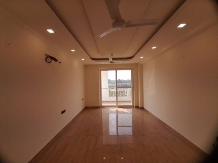 Room, sector 85 4 Bedroom 350 Sq.Ft. Builder Floor In Sector 85 Faridabad 9963669