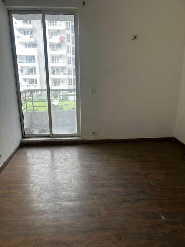 3.5 BHK + Study Room Apartment For Rent in Indiabulls Centrum Park