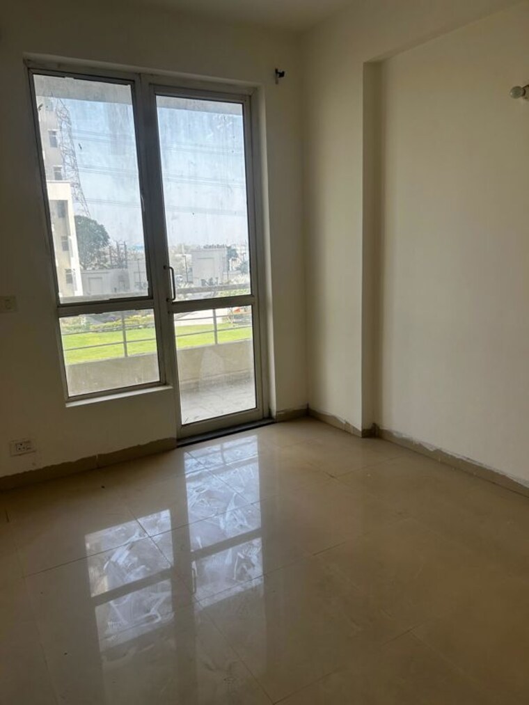 Room, indiabulls-centrum-park 3.5 Bedroom 1650 Sq.Ft. Apartment In Sector 103 Gurgaon 9963753