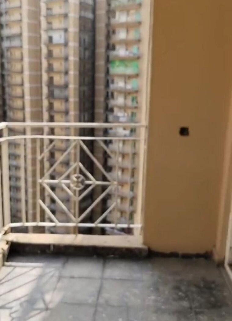 Balcony, omicron iii greater noida 2 Bedroom 695 Sq.Ft. Apartment In Omicron Iii Greater Noida Greater Noida 9963764