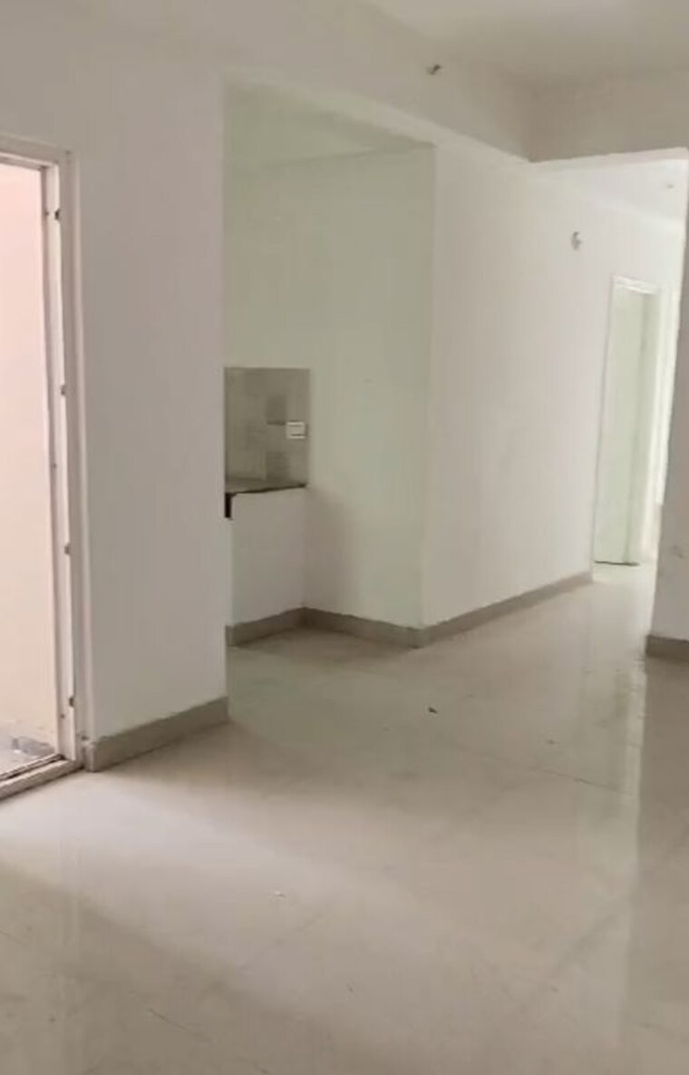 Other, omicron iii greater noida 2 Bedroom 695 Sq.Ft. Apartment In Omicron Iii Greater Noida Greater Noida 9963764