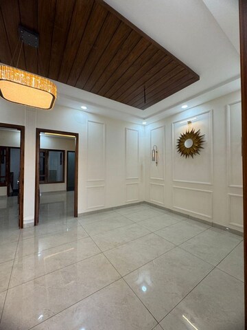 Room in 4 BHK Independent House at Sunny Enclave – for Sale