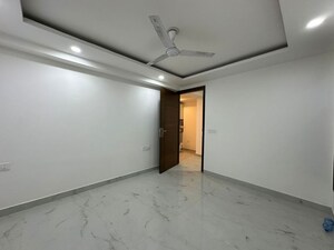 Room in 2 BHK Builder Floor at Saket – for Sale