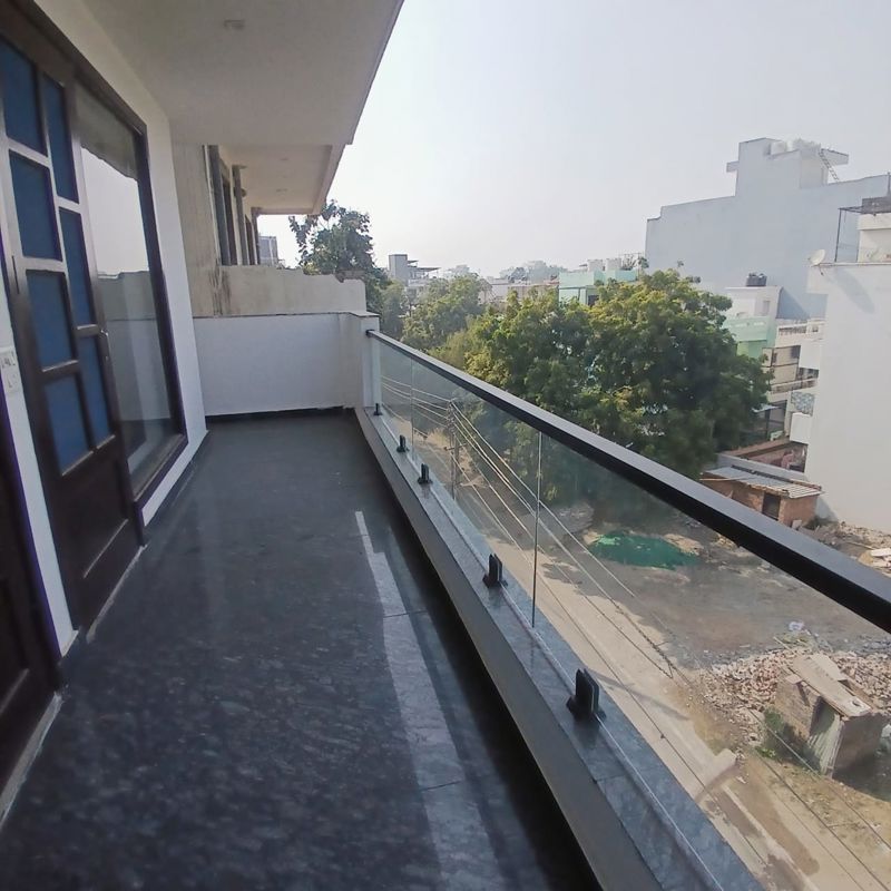 3 BHK Builder Floor For Rent in Sector 23