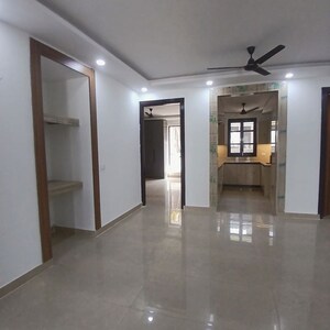 Room in 3 BHK Builder Floor at Sector 23 – for Rent