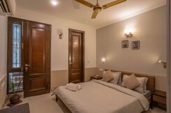 2 BHK Builder Floor For Sale in Saket