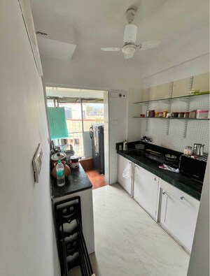 Team Area in 4 BHK Apartment at Juhu Scheme, Juhu – for Rent