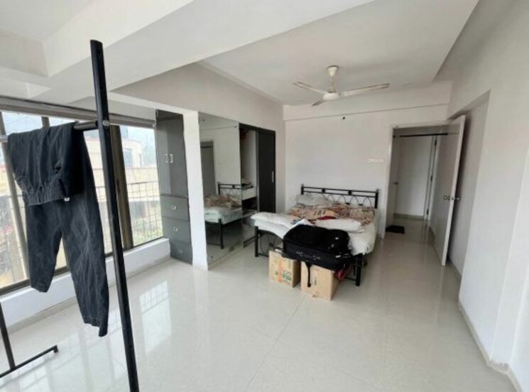 Team Area, juhu-scheme 4 Bedroom 2400 Sq.Ft. Apartment In Juhu Mumbai 9963941
