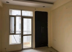2 BHK + Extra Room Apartment For Sale in Prateek Wisteria
