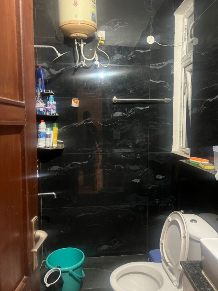 Bathroom, kharar mohali road 2 Bedroom 1040 Sq.Ft. Apartment In Kharar Mohali Road Kharar 9955212