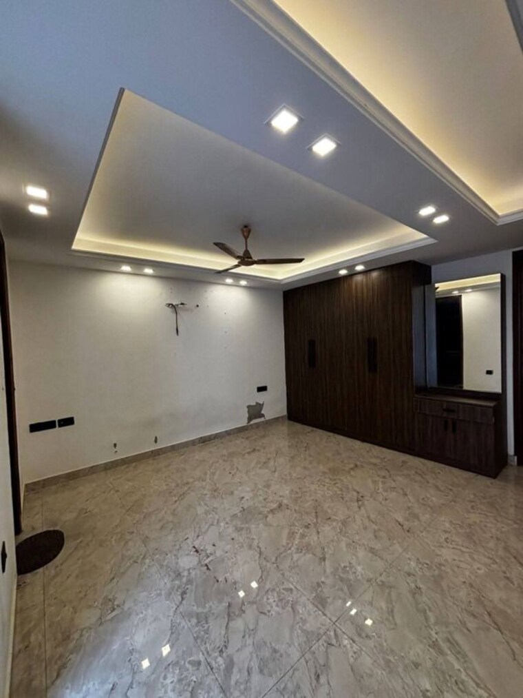 Room, saket 3 Bedroom 1600 Sq.Ft. Apartment In Saket Delhi 9963979