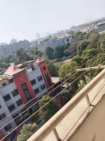 3 BHK Apartment – Exterior View View at Royal Towers Noida, Sector 61 - for Rent