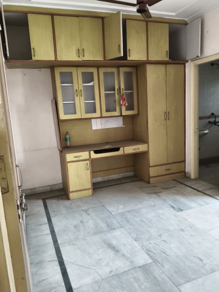 Balcony, royal-towers-noida 3 Bedroom 1600 Sq.Ft. Apartment In Sector 61 Noida 9963992