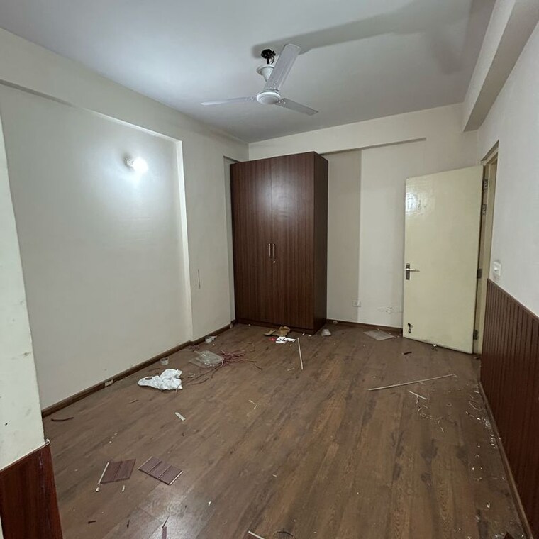 Room, wave-executive-floors 2 Bedroom 900 Sq.Ft. Builder Floor In Bayana Ghaziabad 9964013