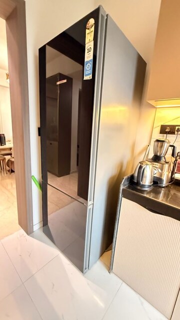 Furnished Amenities in 3 BHK Apartment at Lodha Sterling, Kolshet Road – for Rent