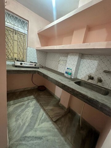 Kitchen in 1 RK Apartment at Katwaria Sarai – for Rent