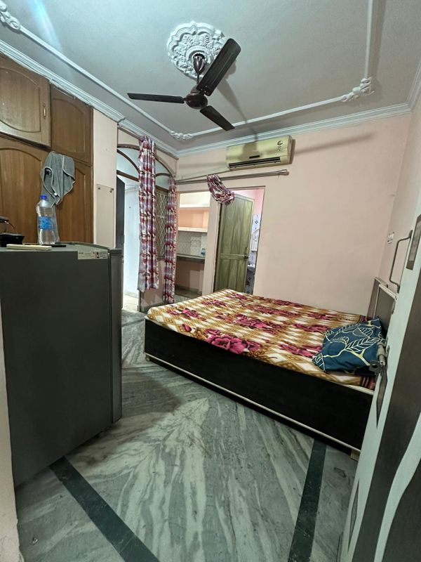 1 RkApartment For Rent in Katwaria Sarai