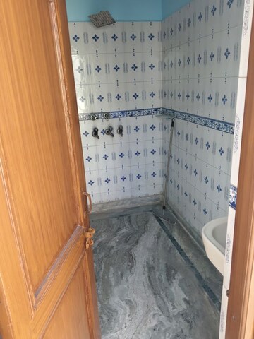 Bathroom in 1.5 BHK Independent House at RWA Apartments Sector 71, Sector 71 – for Rent