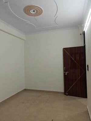 Room in 2 BHK Builder Floor at Shalimar Garden Extension ii – for Sale