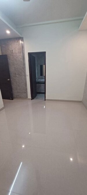Room in 2 BHK Apartment at ABA Cleo County, Sector 121 – for Sale