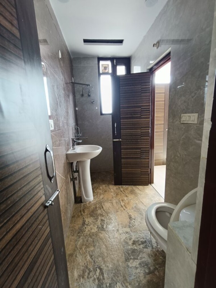 Bathroom, bcl-chinar-homes 3 Bedroom 2170 Sq.Ft. Apartment In Dhakoli Zirakpur 9964051