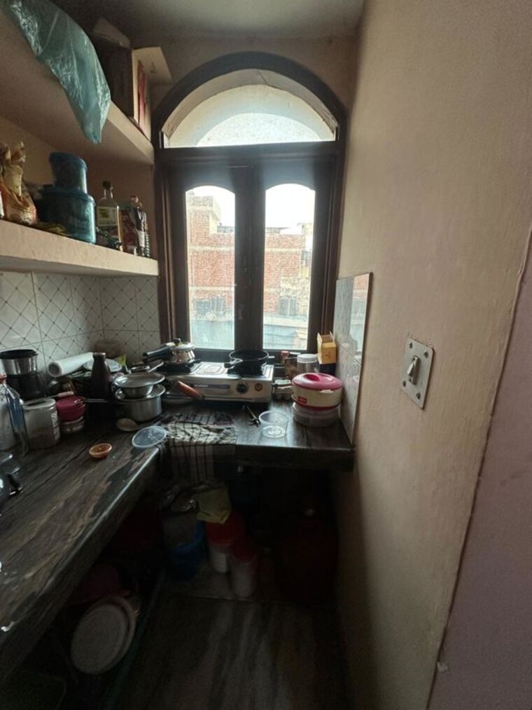Kitchen, katwaria sarai 1 RK 350 Sq.Ft. Apartment In Katwaria Sarai Delhi 9964059