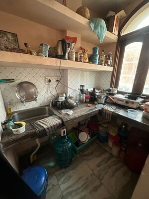 Master Bedroom in 1 RK Apartment at Katwaria Sarai – for Rent