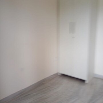 Room in 3 BHK Apartment at Shiv Sai Ozone Park, Sector 86 – for Sale