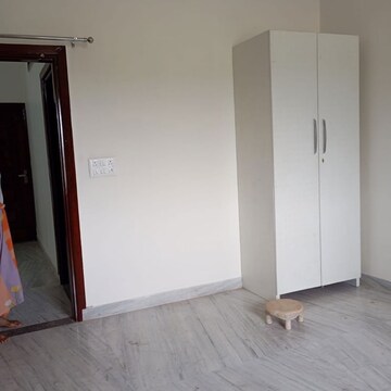 Room in 3 BHK Apartment at Shiv Sai Ozone Park, Sector 86 – for Sale