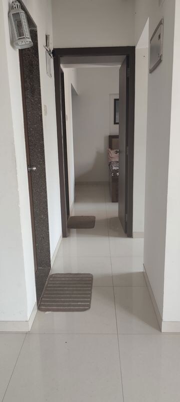 Building Lobby in 1 BHK Apartment at Metropolis Aquaris Phase 2, Kasarvadavali – for Rent