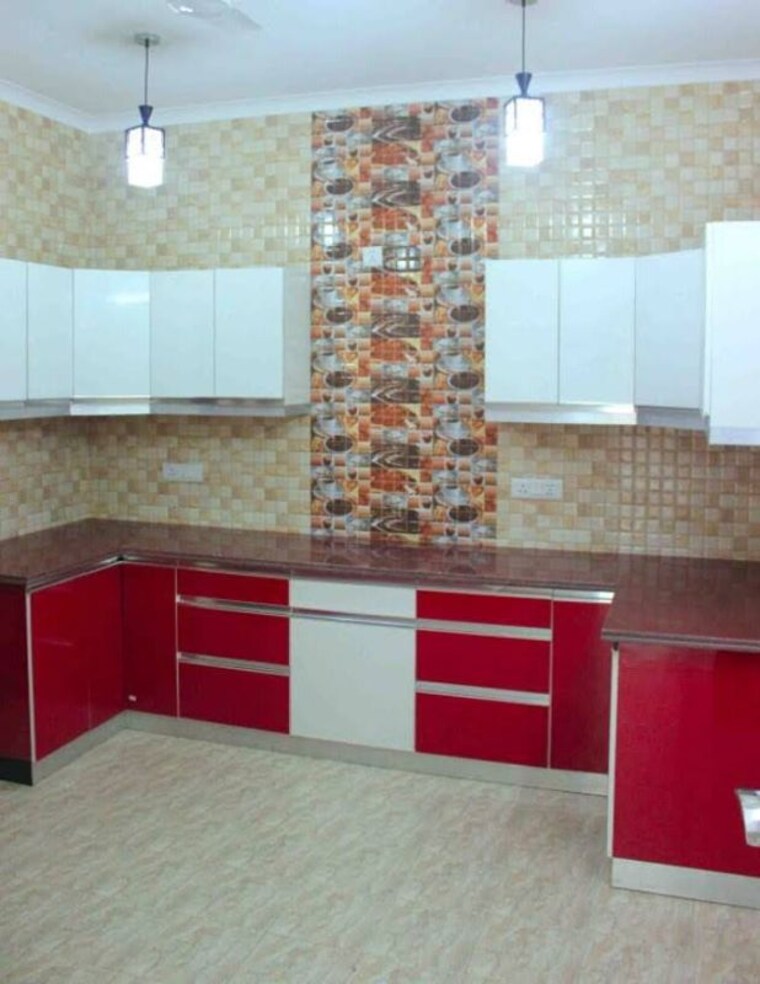 Kitchen, dlf phase i 3 Bedroom 200 Sq.Yd. Builder Floor In Dlf Phase I Gurgaon 9964113