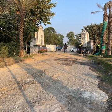  Plot For Sale in Newstone Coral Park, Sector 84a