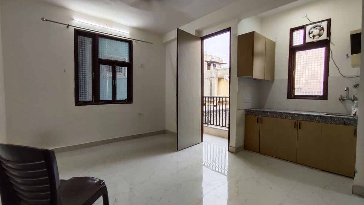 1 RkApartment For Rent in Neb Sarai