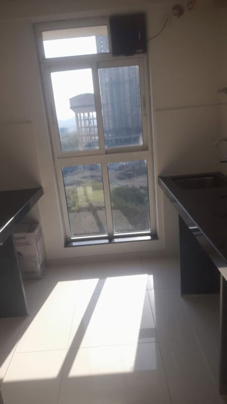 Balcony, dosti-west-county 1.5 Bedroom 535 Sq.Ft. Apartment In Balkum Pada Thane 9964154