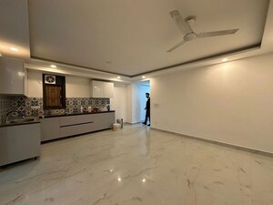 3 BHK Builder Floor For Rent in Saket