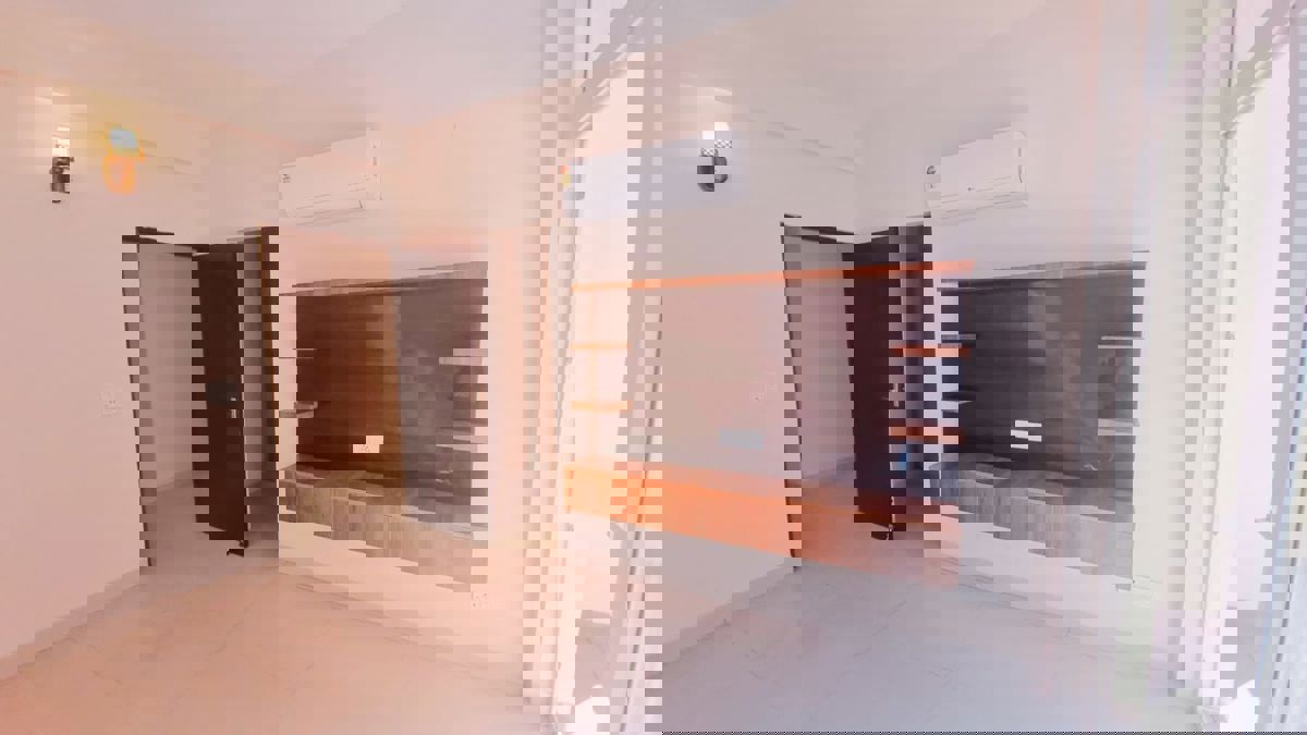 3 BHK + Extra Room 1610 Sq.Ft. Apartment in La Prisma