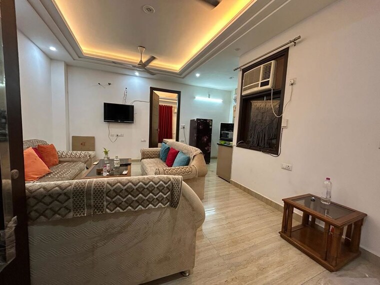 Living Room, freedom fighters enclave 2 Bedroom 1000 Sq.Ft. Apartment In Freedom Fighters Enclave Delhi 9964197