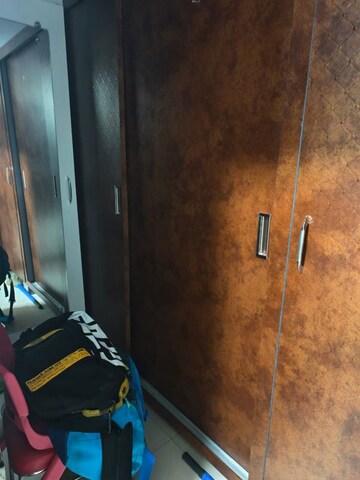 Furnished Amenities in 1 BHK Apartment at Ahimsa Tower, Malad West – for Sale