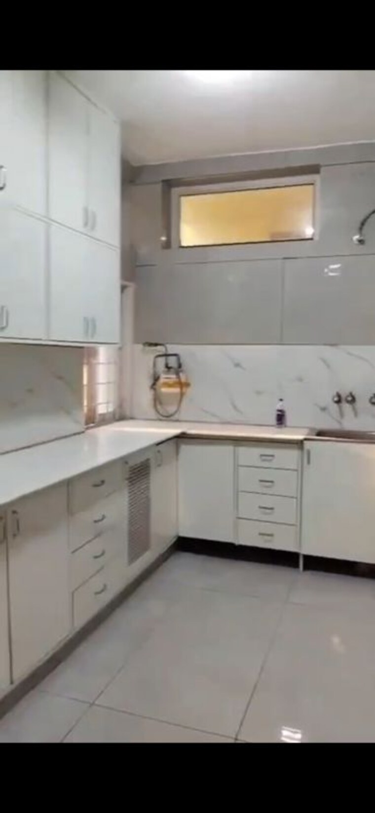 Kitchen, alaknanda 3 Bedroom 200 Sq.Yd. Builder Floor In Alaknanda Delhi 9964258