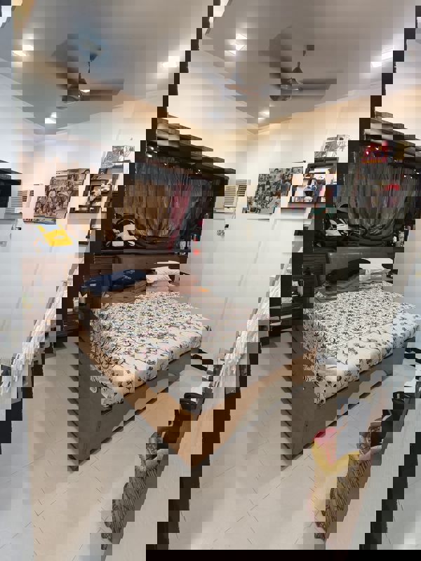 1 BHK 450 Sq.Ft. Apartment in Ahimsa Tower