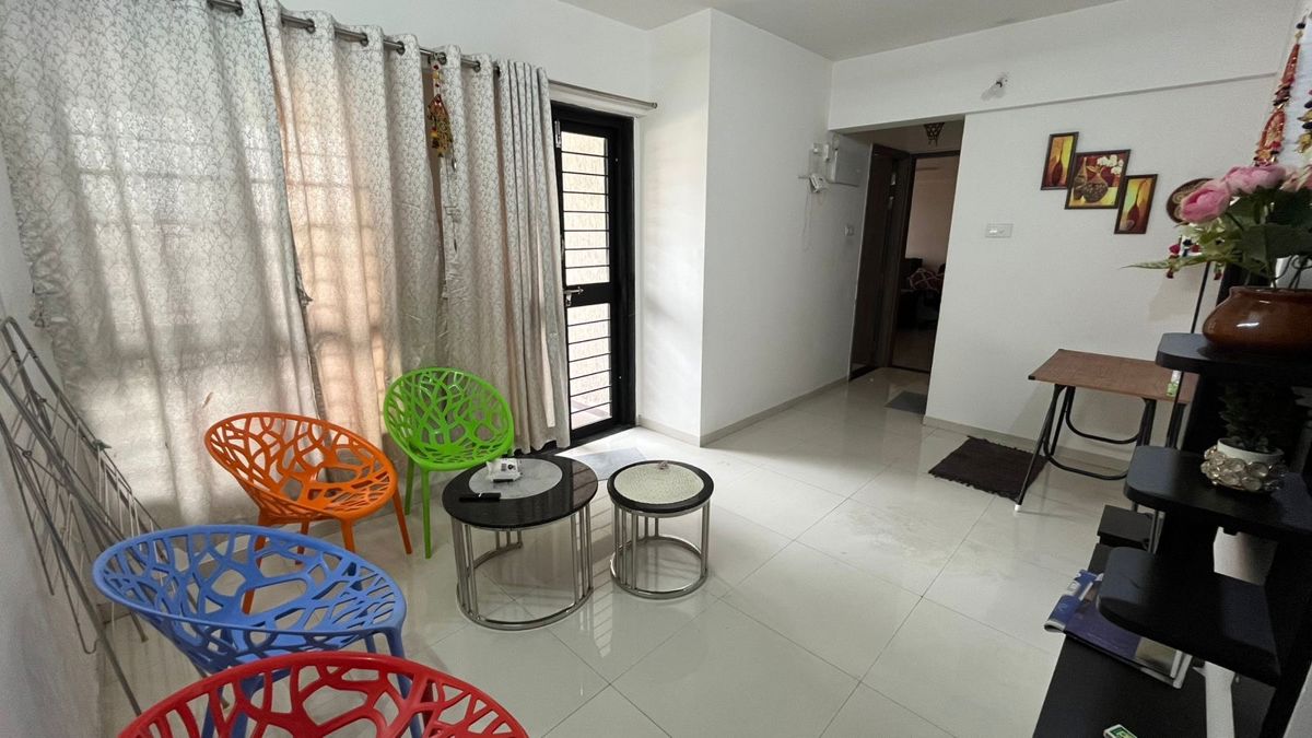 2 BHK Apartment For Rent in Kohinoor Coral Phase 3
